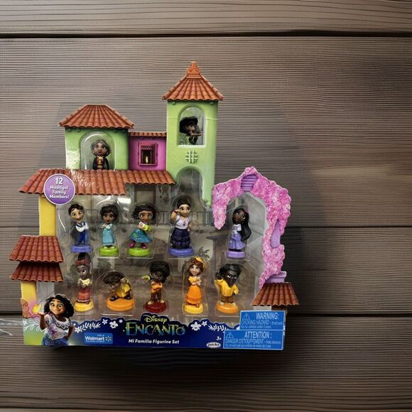 Disney Encanto Mi Familia 1.5" Figurine Set 12 Madrigal Family Toys Walmart Excl - Picture 1 of 6